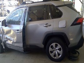 2020 TOYOTA RAV4, SILVER, 2.5, AT, FWD,   Z25127